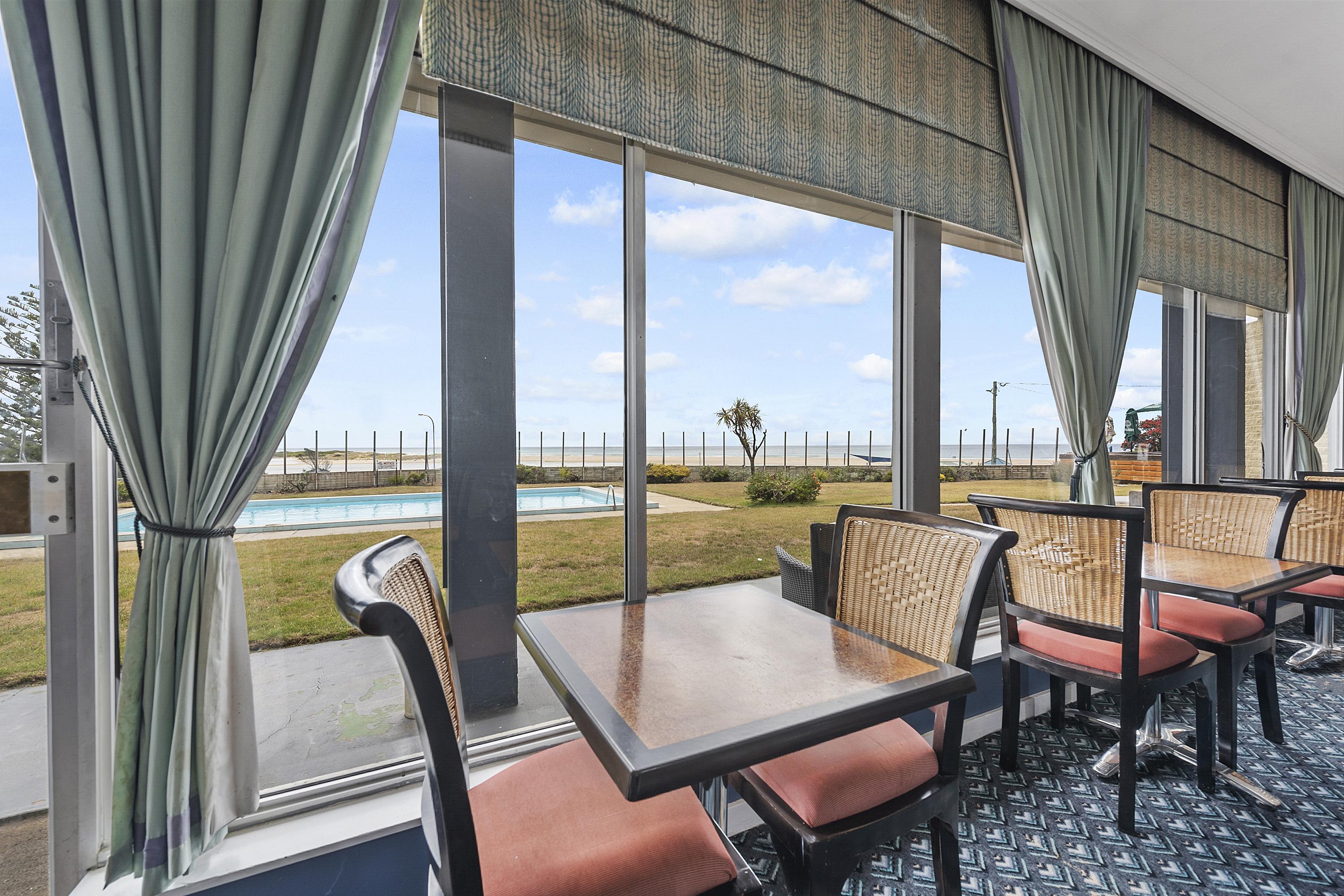 Scamander Beach Resort Hotel 4*
