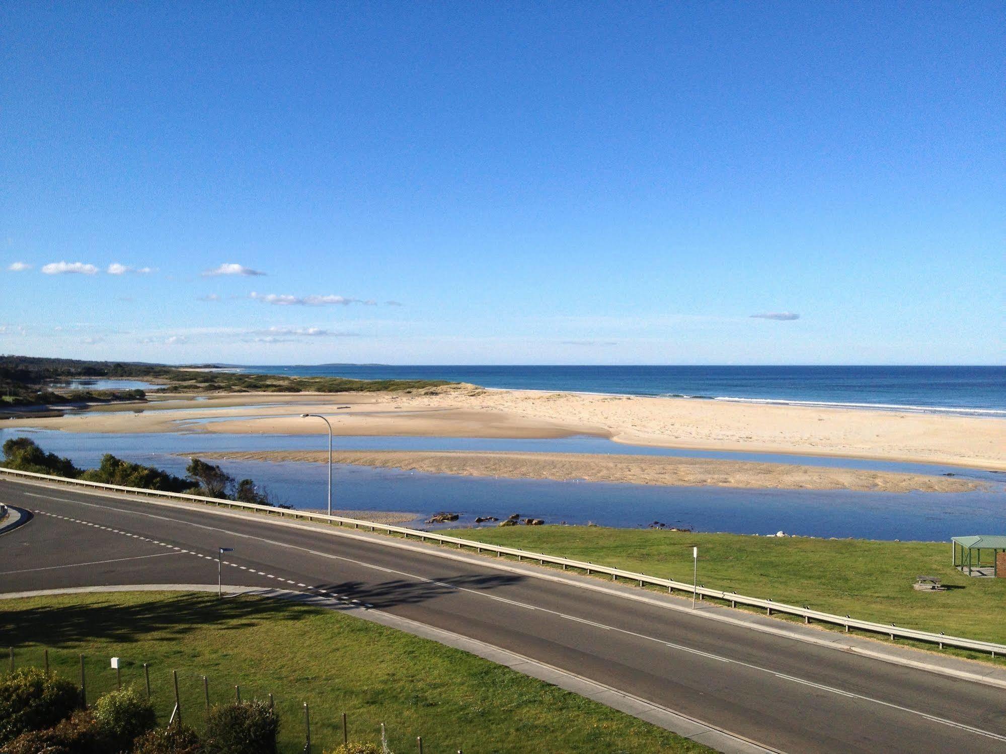 Scamander Beach Resort Hotel 4*